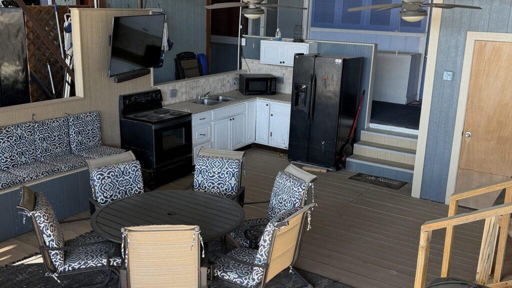 Slip Improvement · Dock 28, Slip 3R — 50′ covered — photo 1